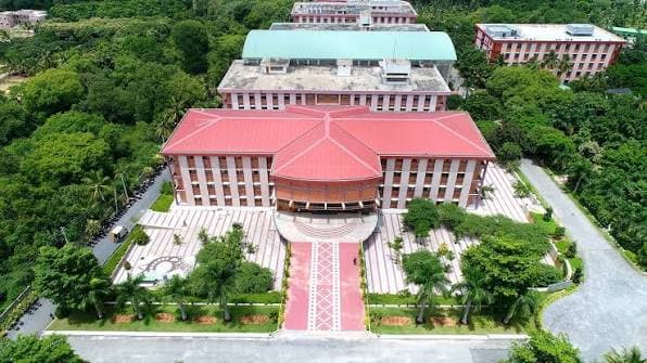 Christ University campus 2