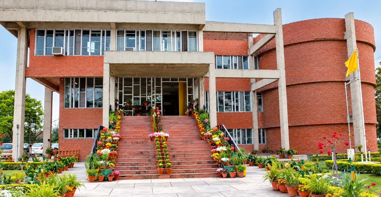 Punjab Engineering College (Deemed to be University) banner 1